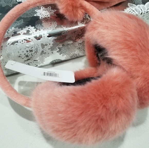 Pink Faux Fur Ear Muffs - Picture 3 of 3